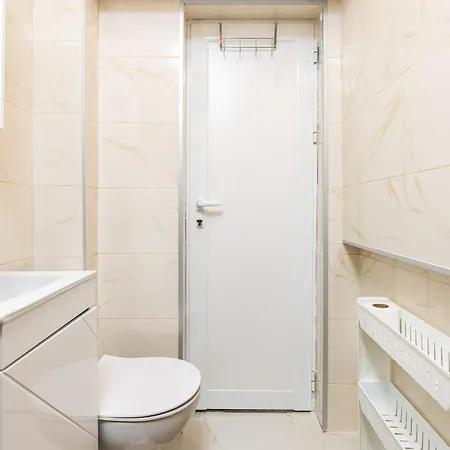 Apartmán Modern 1br With Private Garage Near Mall Plovdiv, Pulmed And Rowing Canal Plovdiv