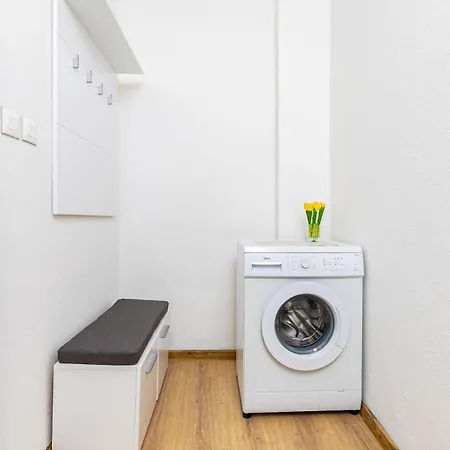 Modern 1br With Private Garage Near Mall Plovdiv, Pulmed And Rowing Canal