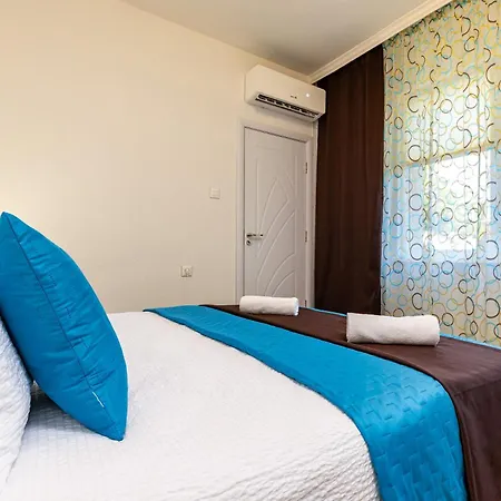Modern 1br With Private Garage Near Mall Plovdiv, Pulmed And Rowing Canal * Plovdiv
